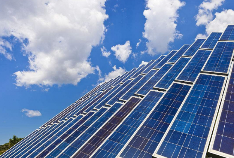 LABC與越南美國商會簽署經濟協議，側重于太陽能發電基礎設施建設