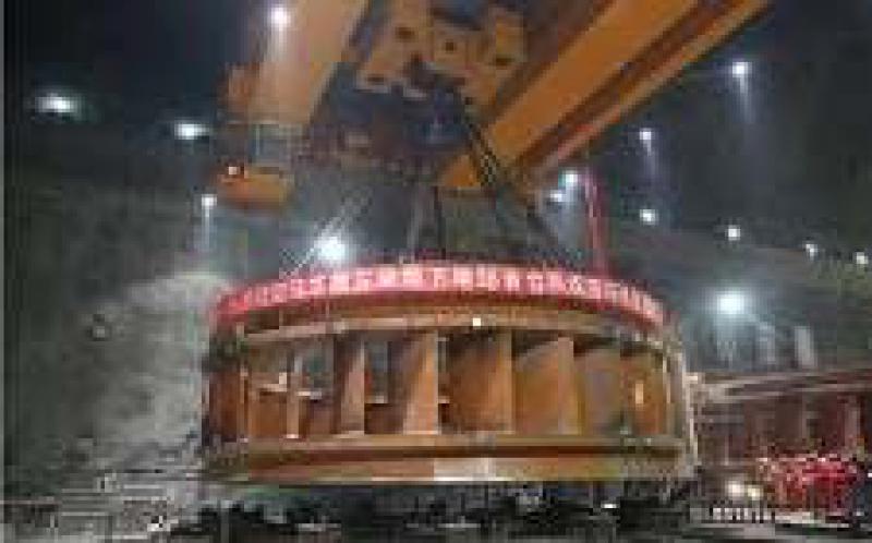 烏東德左岸地下電站首臺機組澆筑封頂